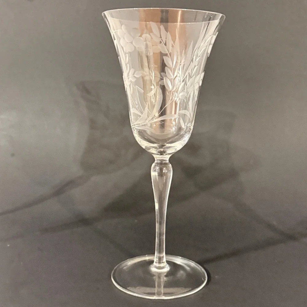 Vintage Floral Etched Crystal Wine Glasses Set of 4 Gray Cut Stemware 8.25in